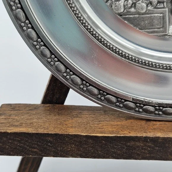 Vtg German Pewter (94% Zinc) Plate Adolf Griebjaber Depucting The Poor Poet - Picture 4 of 11